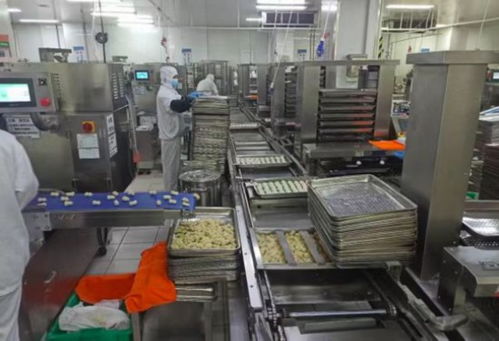 復(fù)工門(mén)店多起來(lái),保供人員補(bǔ)起來(lái),讓市民放開(kāi)吃放手買(mǎi)的 增援隊(duì)伍 來(lái)了